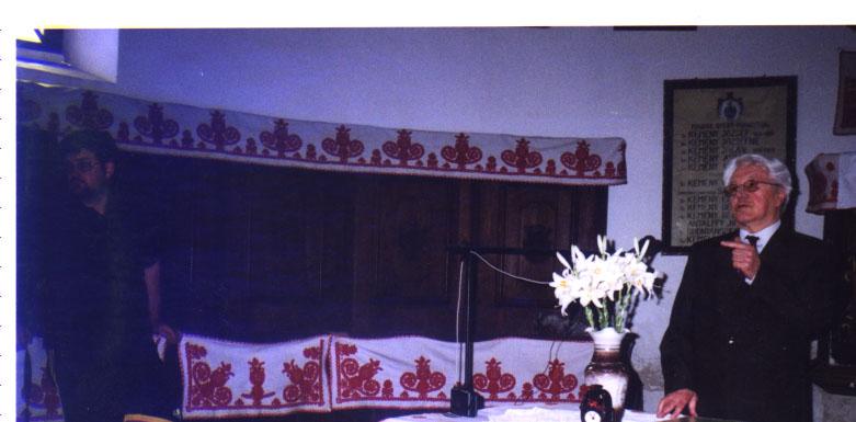 A 75. születésnapon, a pusztakamarási templomban 2002. június 16-án