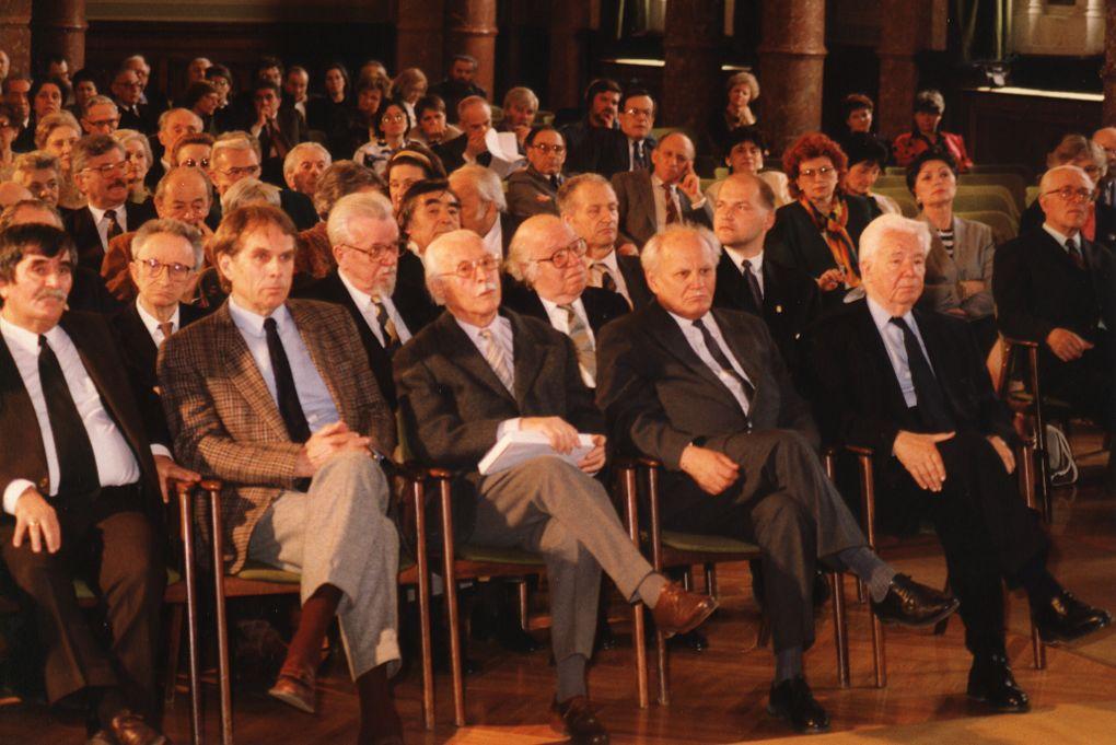 A Széchenyi Akadémia közgyűlésén (fotó: a Széchenyi Irodalmi és Művészeti Akadémia Archívuma, Fáy Béla felvétele)