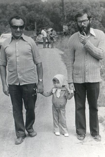 Édesapjával és lányával, Ágival (1975)
