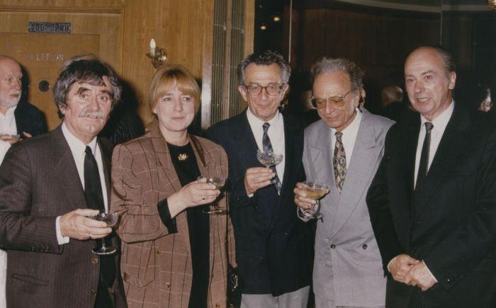 MTA Közgyűlés utáni vacsora, 1996. május 9. (Juhász Ferenc és felesége, Lator László és Domokos Mátyás)