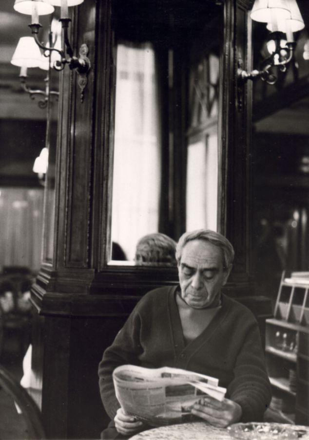Zelk Zoltán a Hungária Kávéházban, 1971