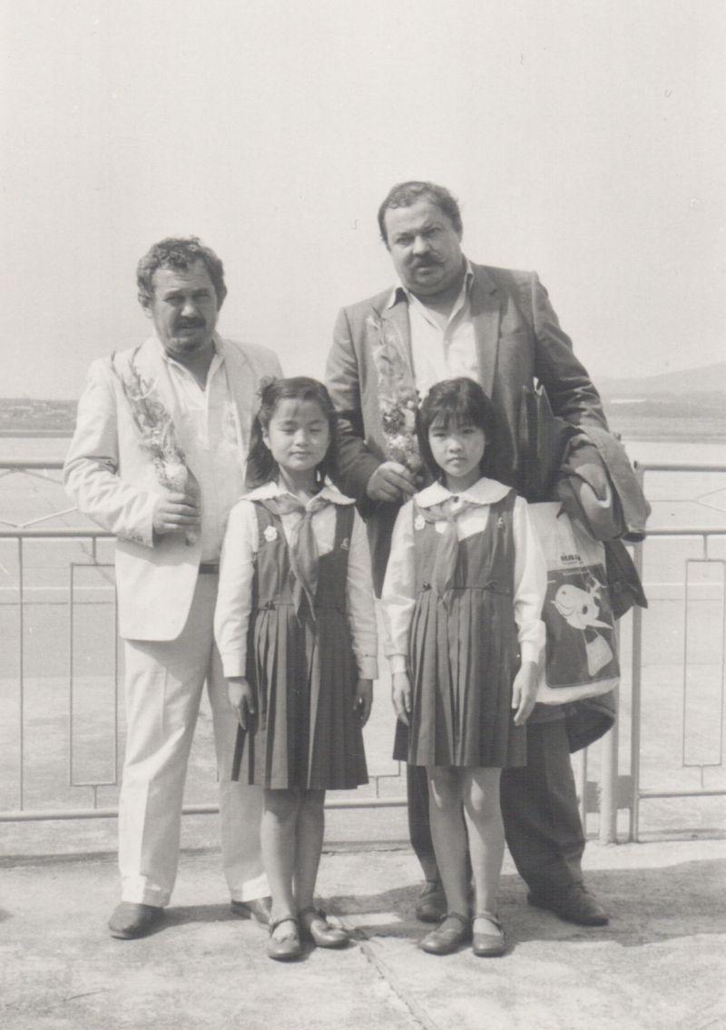 Bella István és Lázár Ervin az Afro-Ázsiai Írók Találkozóján, Szöul (1988)