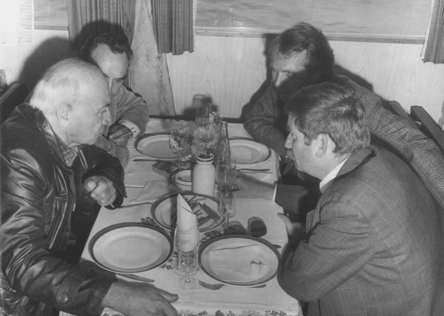 A Balatoni Intéző Bizottság rendezvényen: Illyés Gyula, Tamás István, Görgey Gábor és Bertha Bulcsu egy hajón (1978)