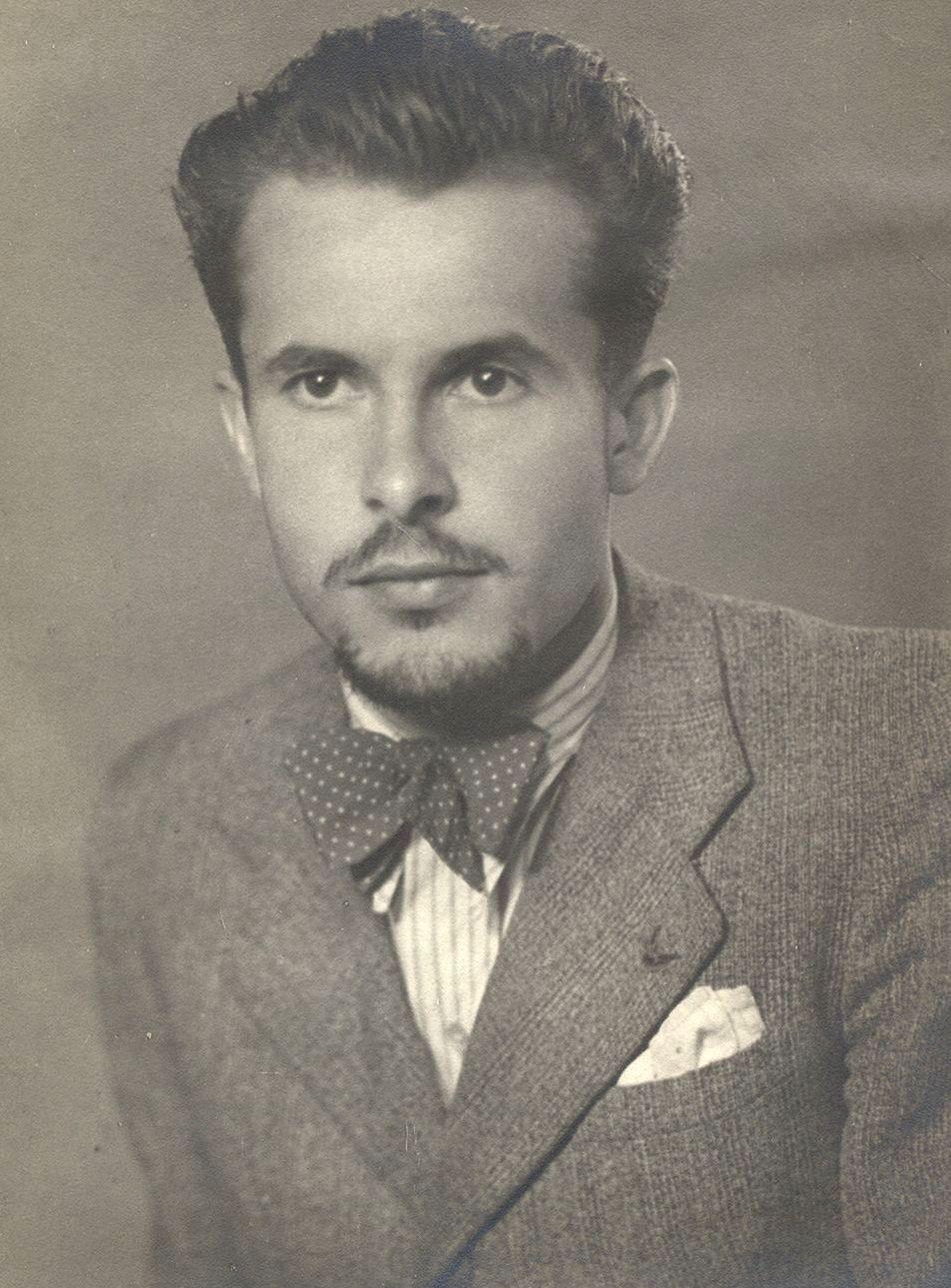 1942. Portré. (Kozma Márton felvétele.)