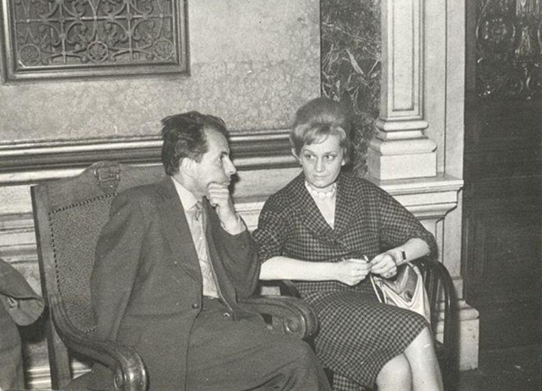 1962. Csorba Győző és Nemes Nagy Ágnes az Írószövetség közgyűlésén, Budapesten.