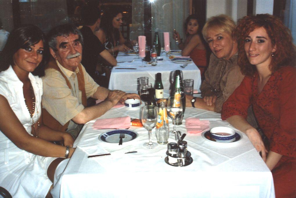 Juhász Ferenc családjával