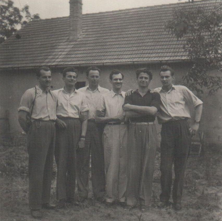 Unokatestvéreivel Cecén, 1955 nyarán