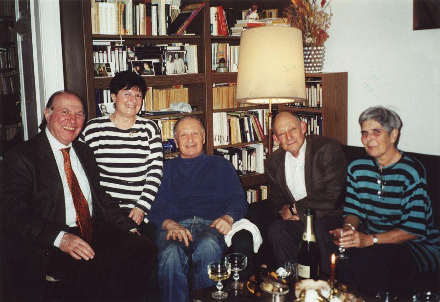 Kertész Imre, az Orbán- és a Kállai-házaspár (balról jobbra: Kertész Imre, Kállai-Kovács Erzsébet, Orbán Ottó, Kállai István és Orbán Júlia)
