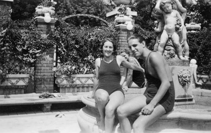 Debreczeni Gyöngyi és Ottlik Géza a Gellért fürdőben, 1936