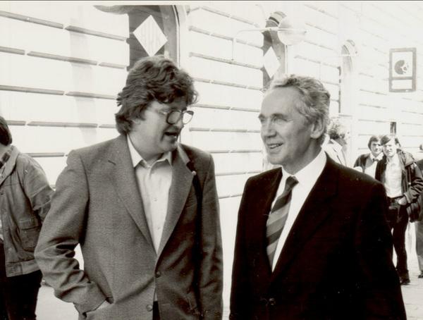 Hubay Miklóssal - háttérben Lezsák Sándor (1984)