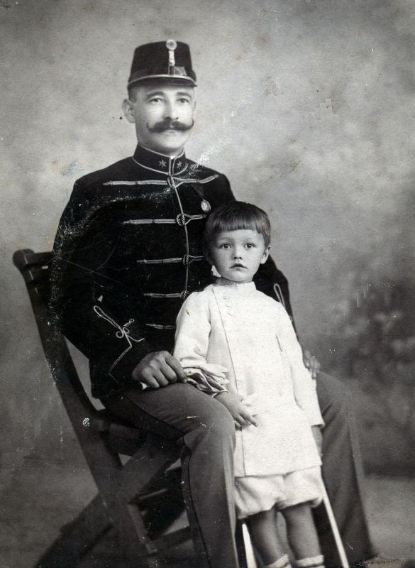 Németh László édesapjával 1905 körül