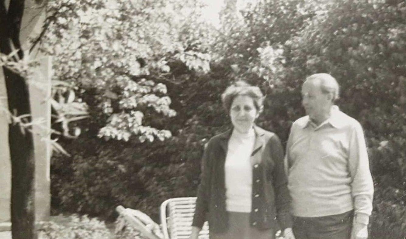 Rónay György feleségével