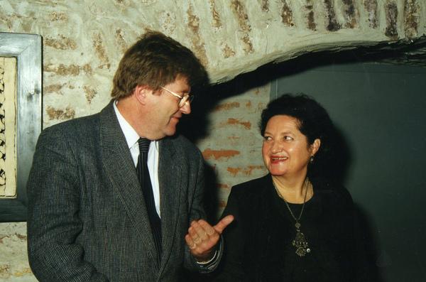 Szemereki Teréz kiállításának megnyitóján Győrben (2000)