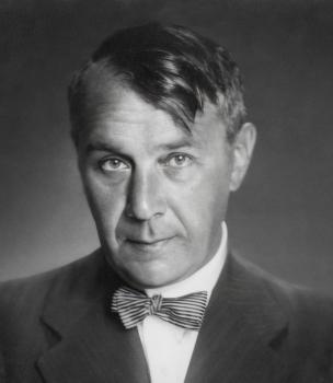 Kosztolányi Dezső, 1935 (Fotó: Székely Aladár. Forrás: Petőfi Irodalmi Múzeum)